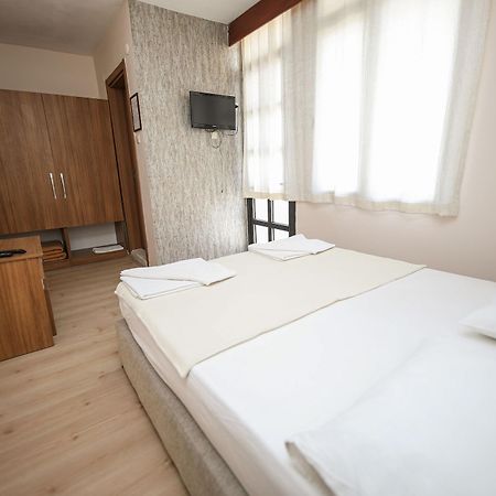 דידים Delta Hotel מראה חיצוני תמונה