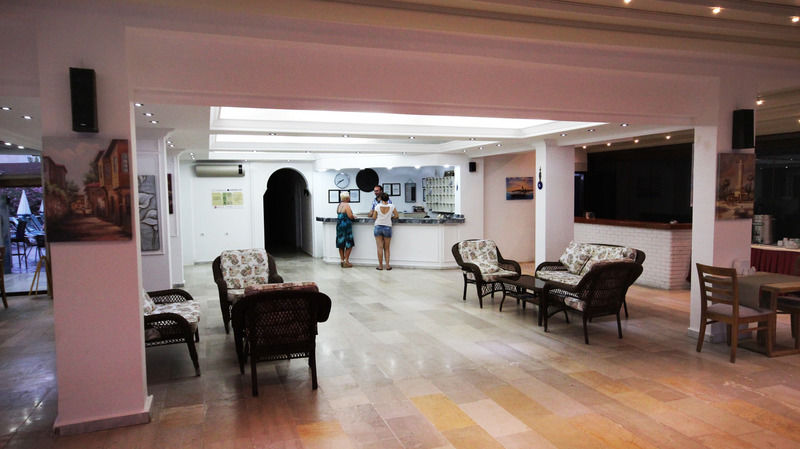 דידים Delta Hotel מראה חיצוני תמונה